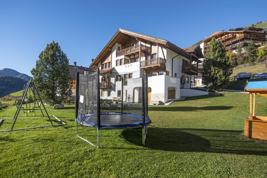 Apartments Tino La Valle Luaran gambar